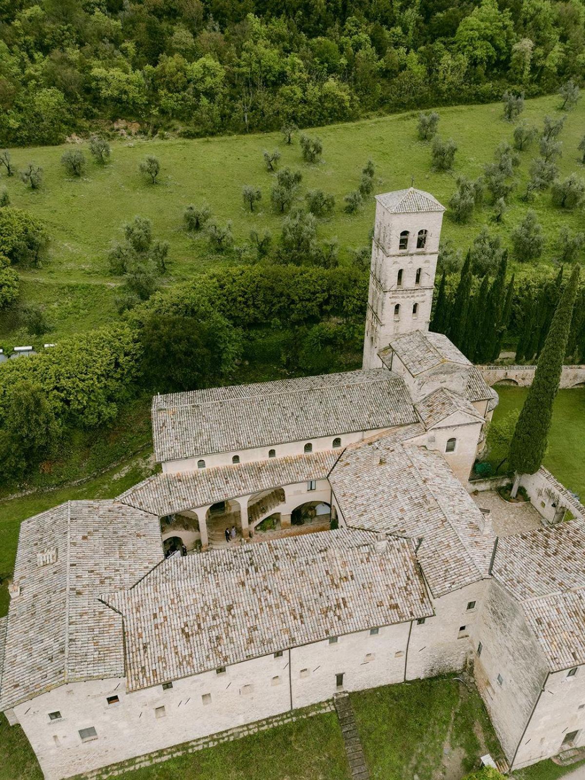 Abbazia San Pietro In Valle *