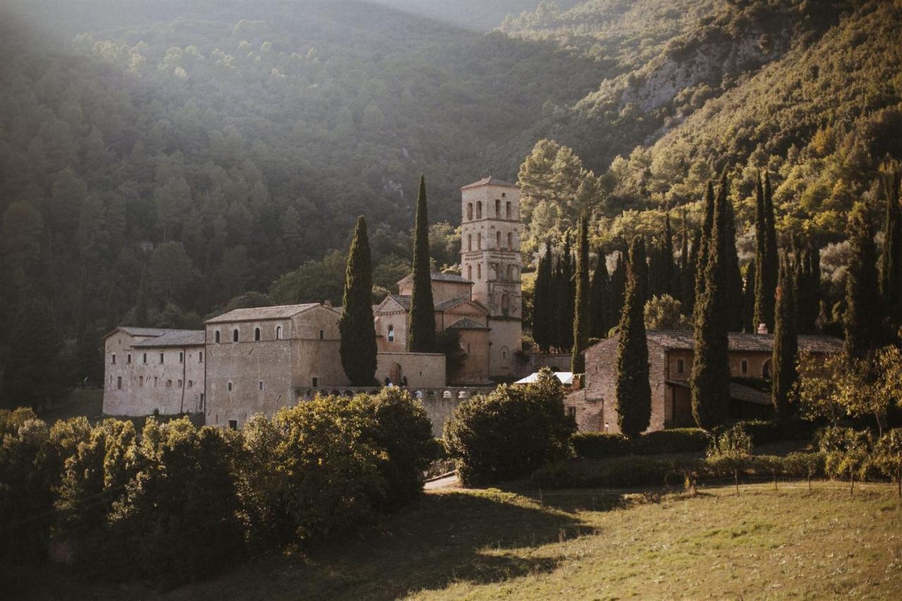 Abbazia San Pietro In Valle Landhaus *